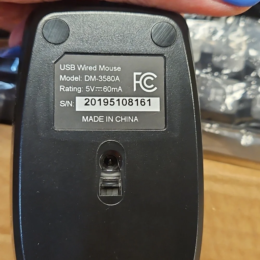 NWT Microsoft‎ Black Ergonomic Keyboard And Mouse